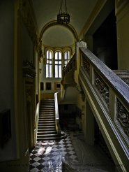 schody w muzeum Bukareszt